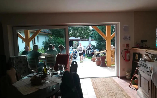 Pohádková usedlost Lovětín