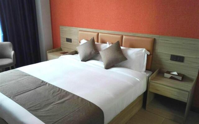 Paci Hotel