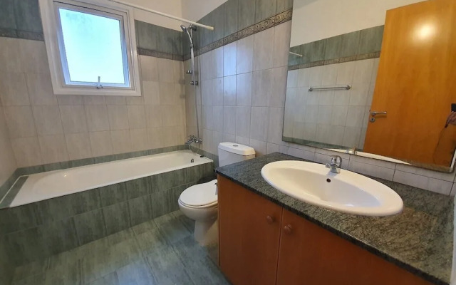 City Sunshine Strovolos, Nicosia