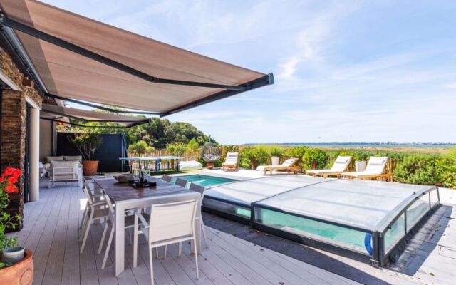 Indigo-Piscine chauffee jusquau 30/10