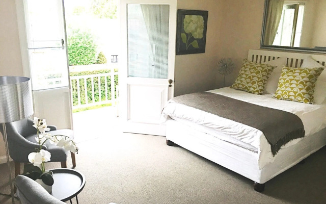 No. 10 Caledon Street Guest House