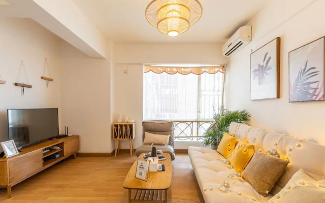 Locals Boutique Apartment Beijing Road No.1 Branch
