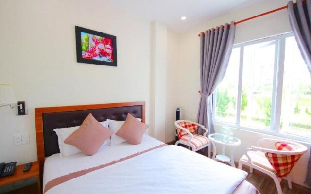 Phuong Vy Luxury Hotel
