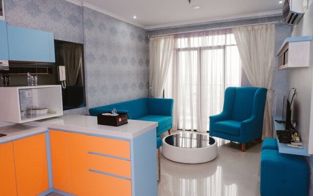 Elegant Hampton's Park Apartment near Pondok Indah Mall
