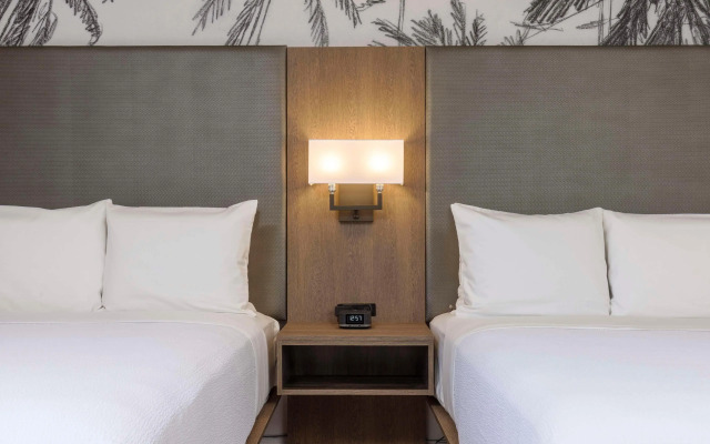 Best Western Plus Pepper Tree Inn