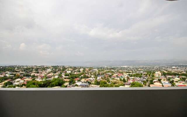 Siglo Suites @ The Residences at Commonwealth