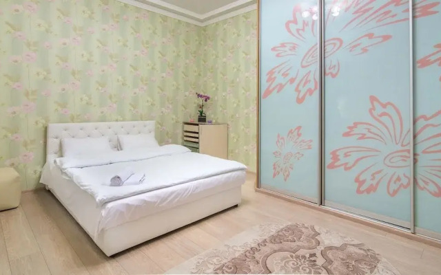 Апартаменты Flatsis, пл. Конституции, 2