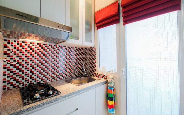 Nice Studio at Green Pramuka Apartment