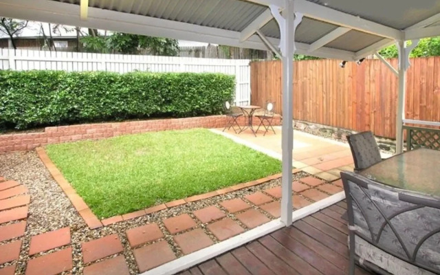 3 Bedroom Characterful Inner City Home