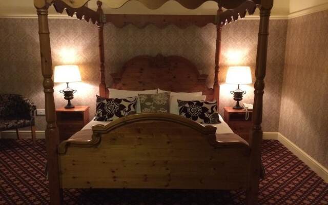 Bridport Arms Hotel