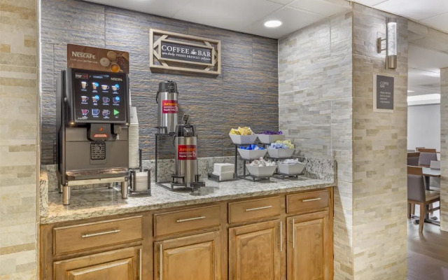 Best Western Plus Raleigh Crabtree Valley Hotel