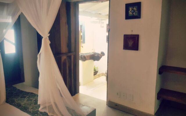 Biribandos Rooms by Trancoso House