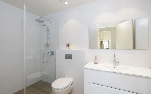 The Pearl of Nachlaot Apartments