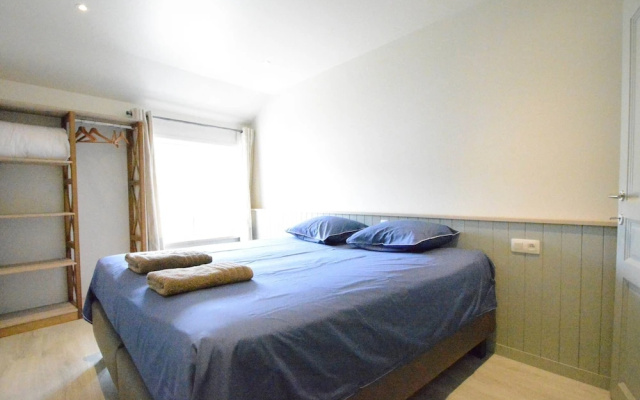 Child Friendly Holiday Home in Bouillon near River
