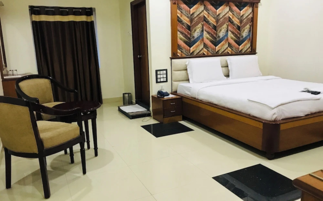 Naveed Residency
