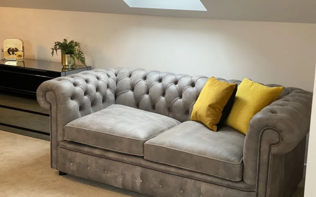 Captivating 4-bed House in Lincoln