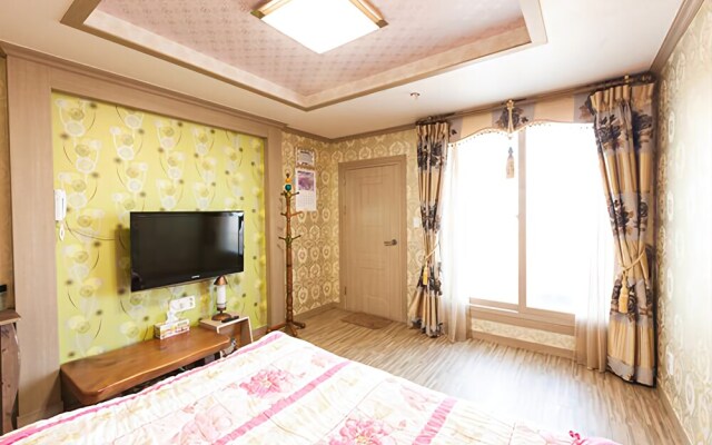 Namhae Haeoreum Pension