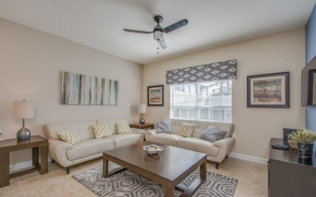 Fully Equiped 4 Bedroom Villa