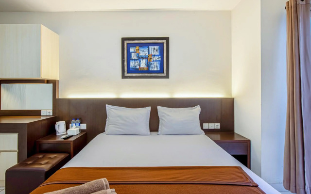 Skyland Sentul Tower Apartment