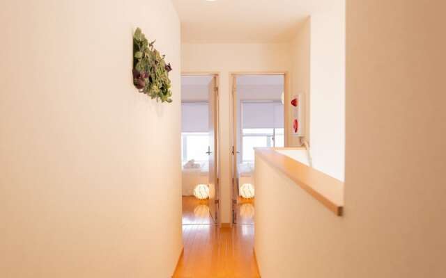 Station & White Osaka station 4BR luxury house