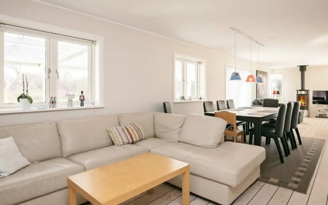 10 Person Holiday Home in Rodvig Stevns-by Traum
