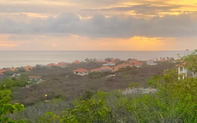 Vip Caribbean Views 300 Meters To The Coral Estate Beach