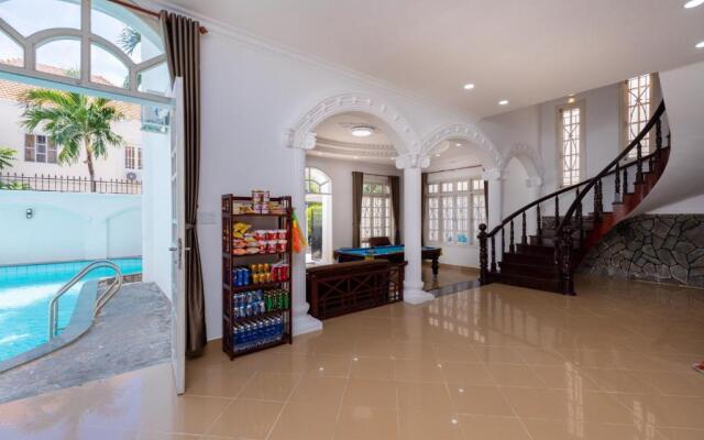Ruby Villa F1