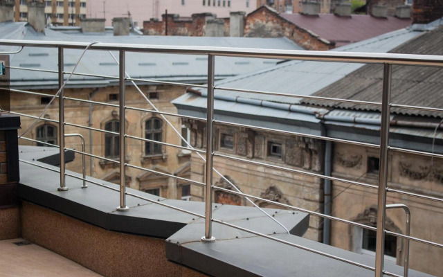 Old City Center Apartments