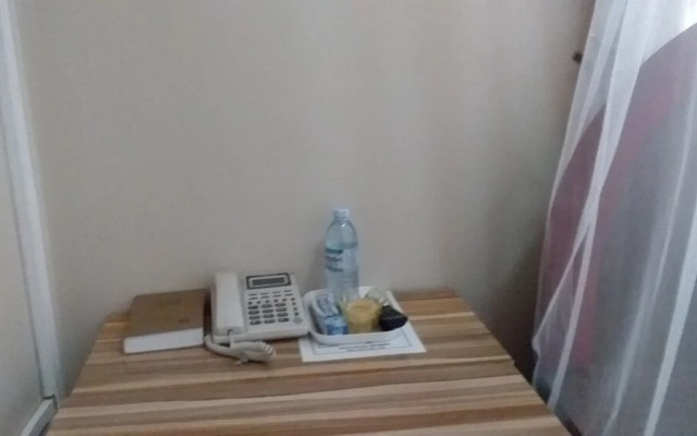 Flagship Piazza Hotel - Hostel