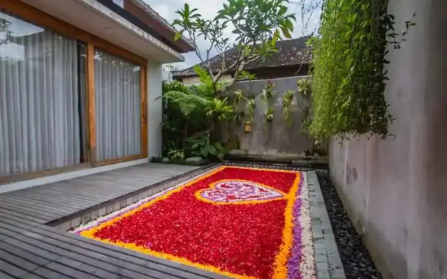 Suari's Villa