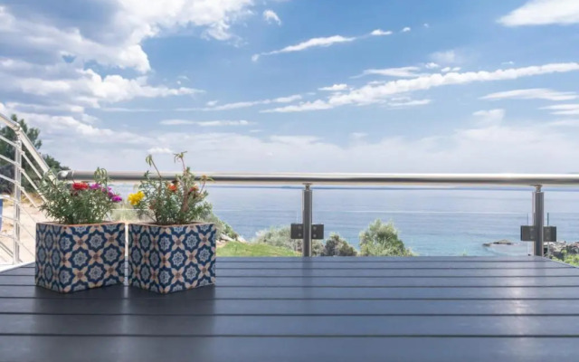 MG Villas & Suites