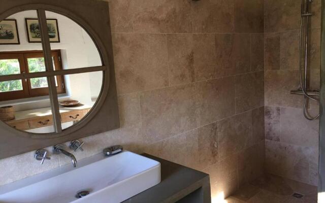 Gites "Oustaou de Bourboul"