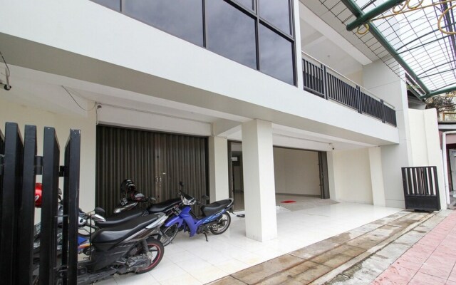 RedDoorz near Malioboro Mall 2