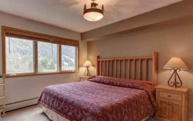 Cinnamon Ridge Condominiums