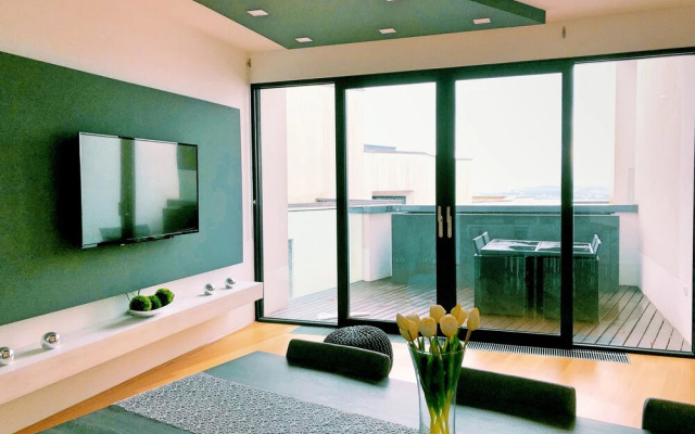 Luxury Sea View Apartment