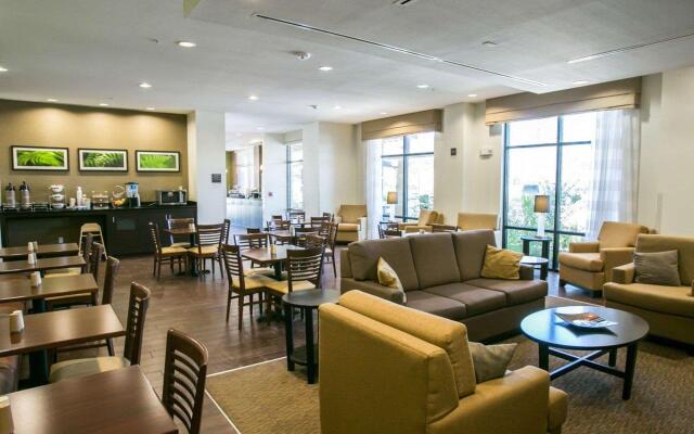 Sleep Inn & Suites