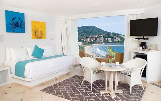 Sunscape Dorado Pacifico Ixtapa Resort & Spa - All Inclusive