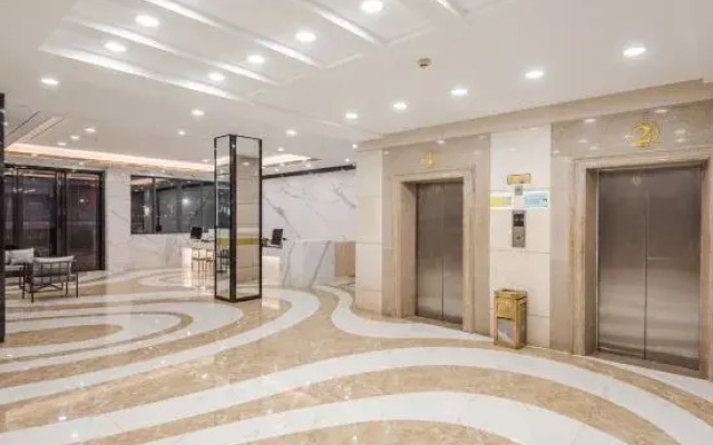 Jilaideng International Holiday Apartment (Shanwei Poly Jinluwan Branch)
