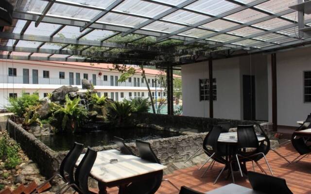 Karak Orchard Resorts