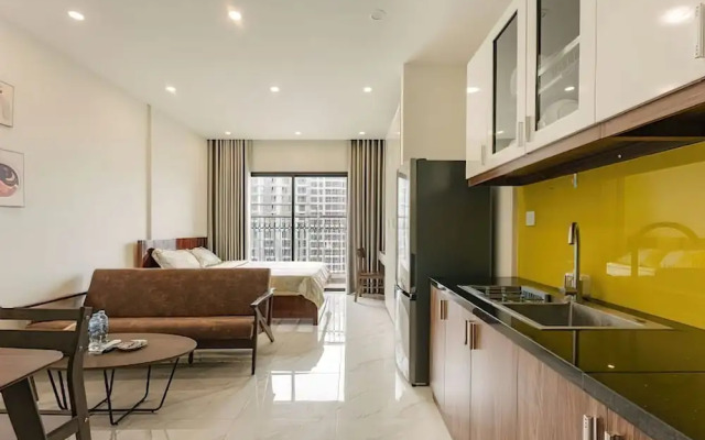 D El Dorado Westlake Luxury Apartments