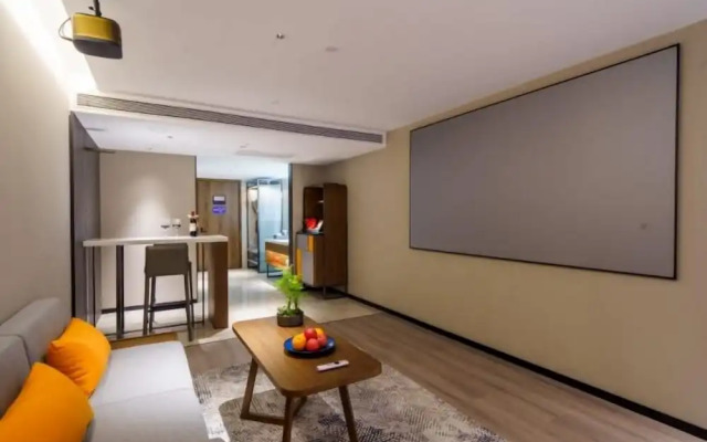 UrCove by HYATT Shenzhen Futian CBD