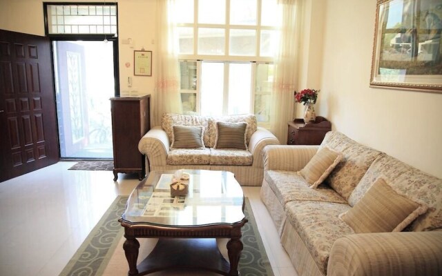 Yang Ping House