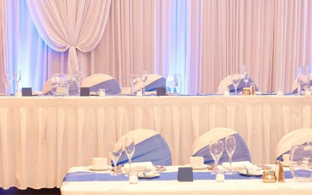DoubleTree by Hilton Chicago - Arlington Heights