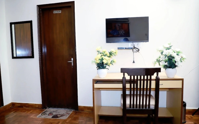 Greenleaf Apartment And Suites, Chittaranjan Park
