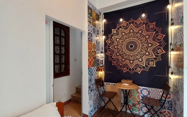 Hanowood Homestay & Travel