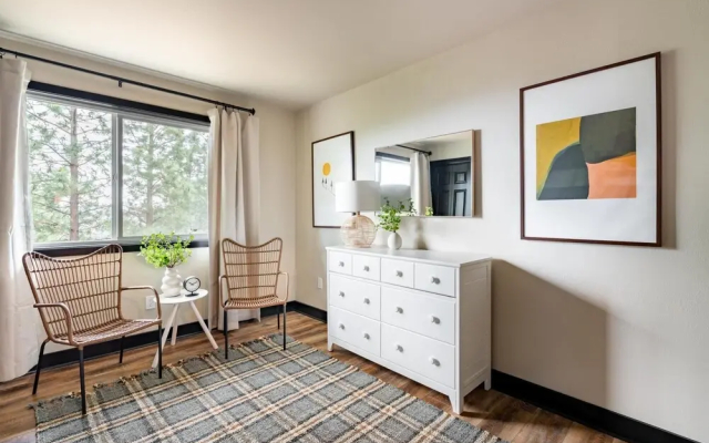 Rimrock Rd - Big Sky