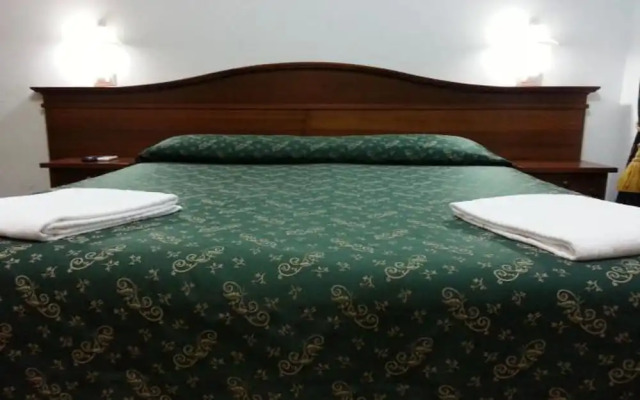 Rome City Inn