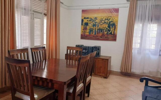Elisol Residence