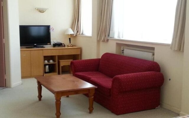 Riddiford Hotel