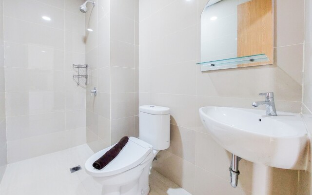 Simply Look And Warm Studio Apartment At B Residence